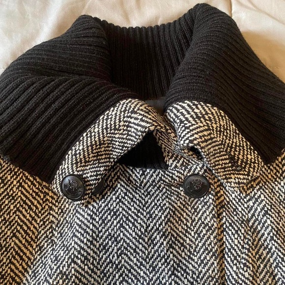 Forever 21 Double Breasted Women’s Coat - Picture 4 of 4